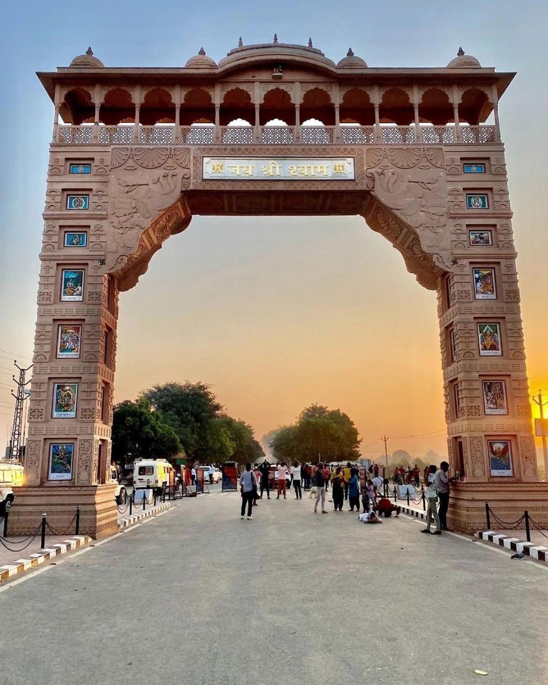 Shree Shyam Hotel Toran Dawar Khātu 외부 사진