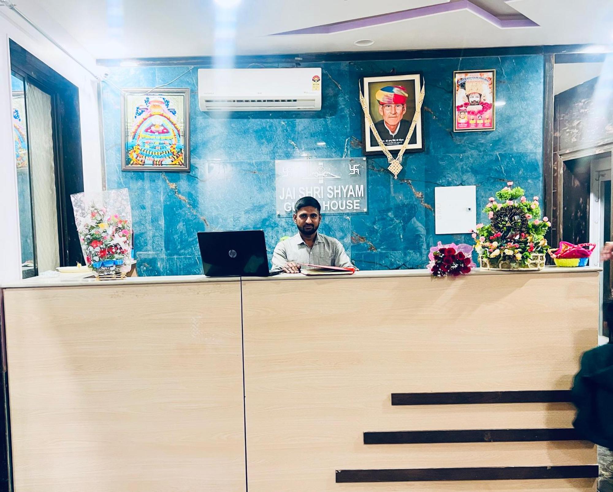 Shree Shyam Hotel Toran Dawar Khātu 외부 사진